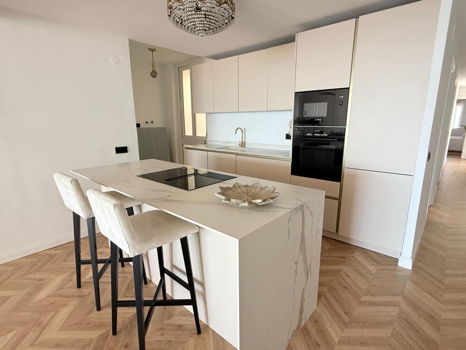 4 makuuhuone Asunto myytävänä paikassa Alicante kaupunki - 745 000 € (Ref: 9285241)