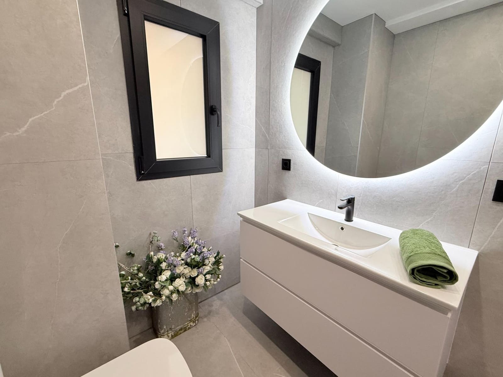 4 makuuhuone Asunto myytävänä paikassa Alicante kaupunki - 745 000 € (Ref: 9285241)