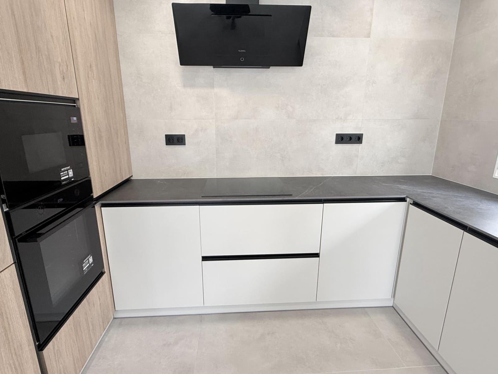 3 soverom Kjedet enebolig til salgs i El Campello med garasje - € 550 000 (Ref: 9344797)