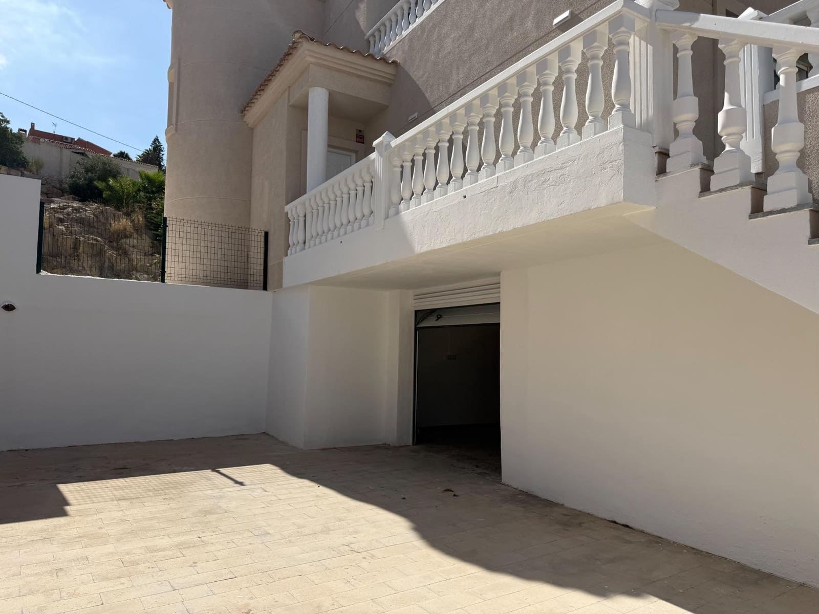 3 soverom Kjedet enebolig til salgs i El Campello med garasje - € 550 000 (Ref: 9344797)