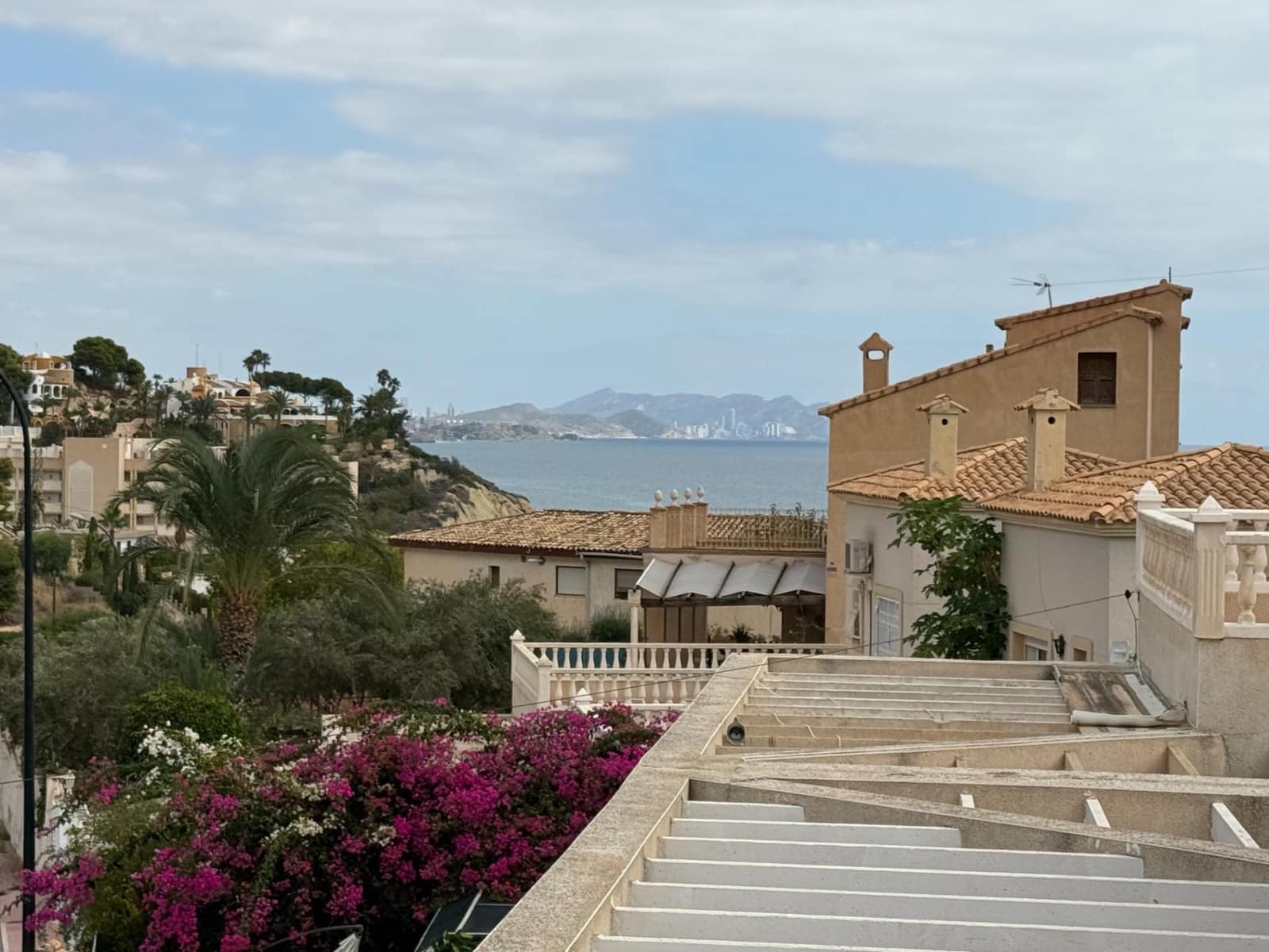 3 soverom Kjedet enebolig til salgs i El Campello med garasje - € 550 000 (Ref: 9344797)