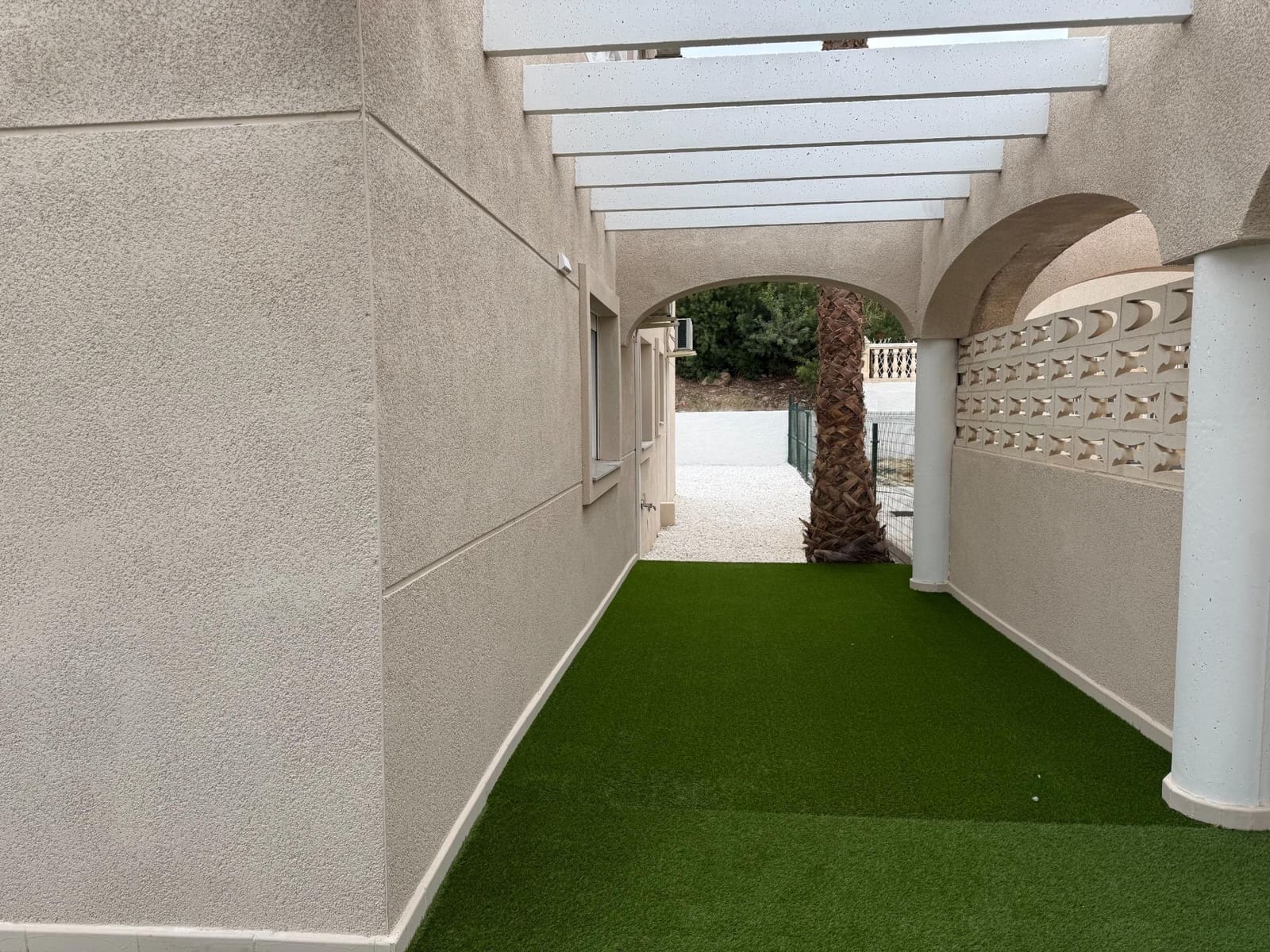 3 soverom Kjedet enebolig til salgs i El Campello med garasje - € 550 000 (Ref: 9344797)