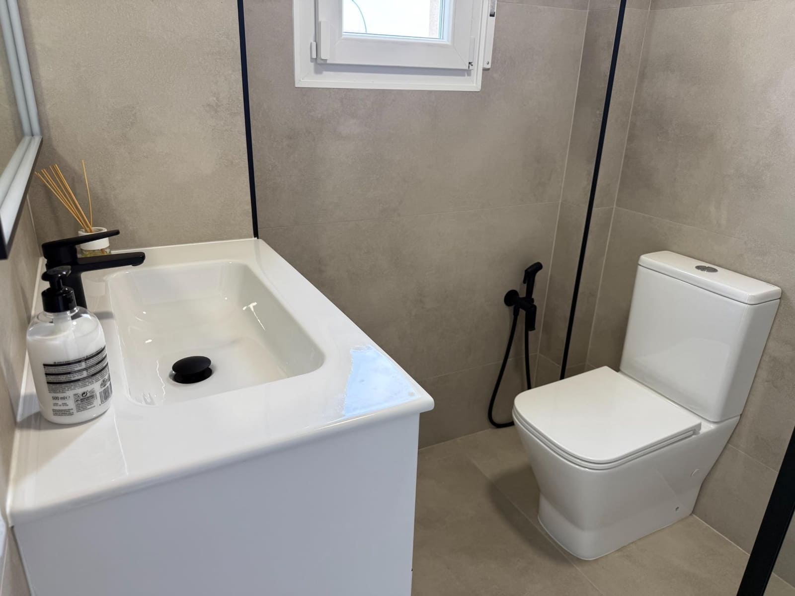 3 bedroom Semi-detached Villa for sale in El Campello with garage - € 550,000 (Ref: 9344797)