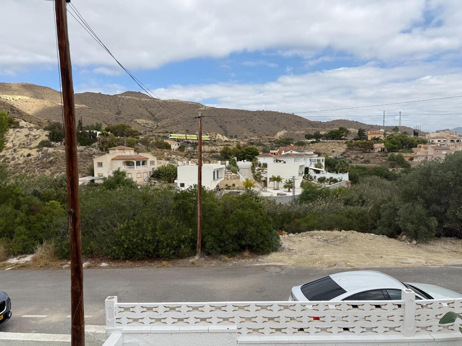 3 bedroom Semi-detached Villa for sale in El Campello with garage - € 550,000 (Ref: 9344797)