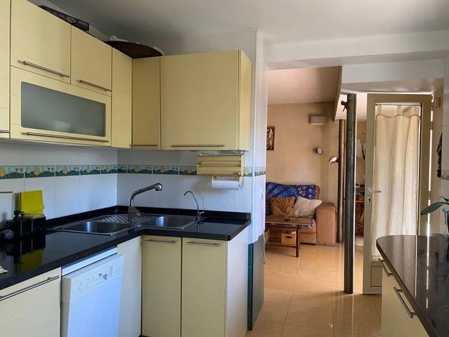 3 slaapkamer Rijtjeshuis te koop in Playa de Muchavista, El Campello met zwembad - € 459.000 (Ref: 9385644)