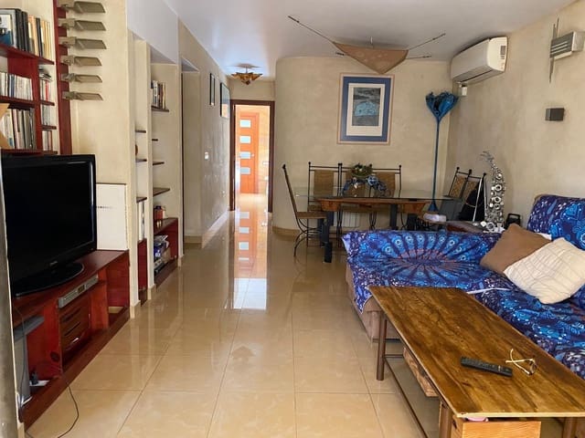 3 slaapkamer Rijtjeshuis te koop in Playa de Muchavista, El Campello met zwembad - € 459.000 (Ref: 9385644)