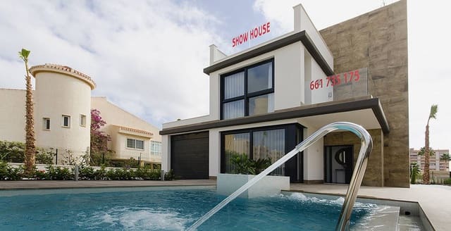 4 camera da letto Villa in vendita in Campoamor, Orihuela con piscina - 975.000 € (Rif: 9415979)