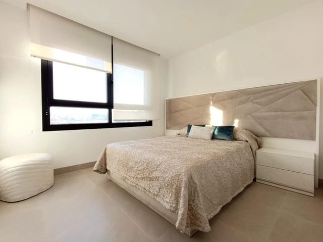 Adosado de 3 habitaciones en Benijófar en venta con piscina - 449.000 € (Ref: 9427242)