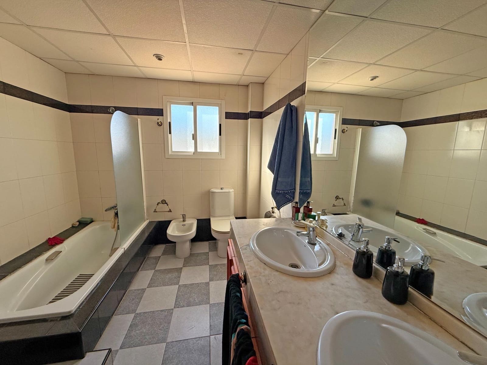 10 slaapkamer Villa te koop in Rebolledo met zwembad - € 890.000 (Ref: 9437138)