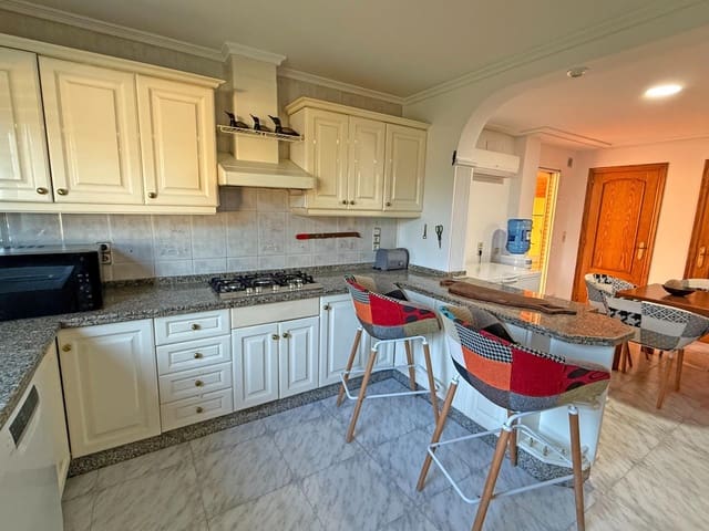 10 makuuhuone Huvila myytävänä paikassa Rebolledo, Alicante kaupunki mukana uima-altaan - 860 000 € (Ref: 9437138)