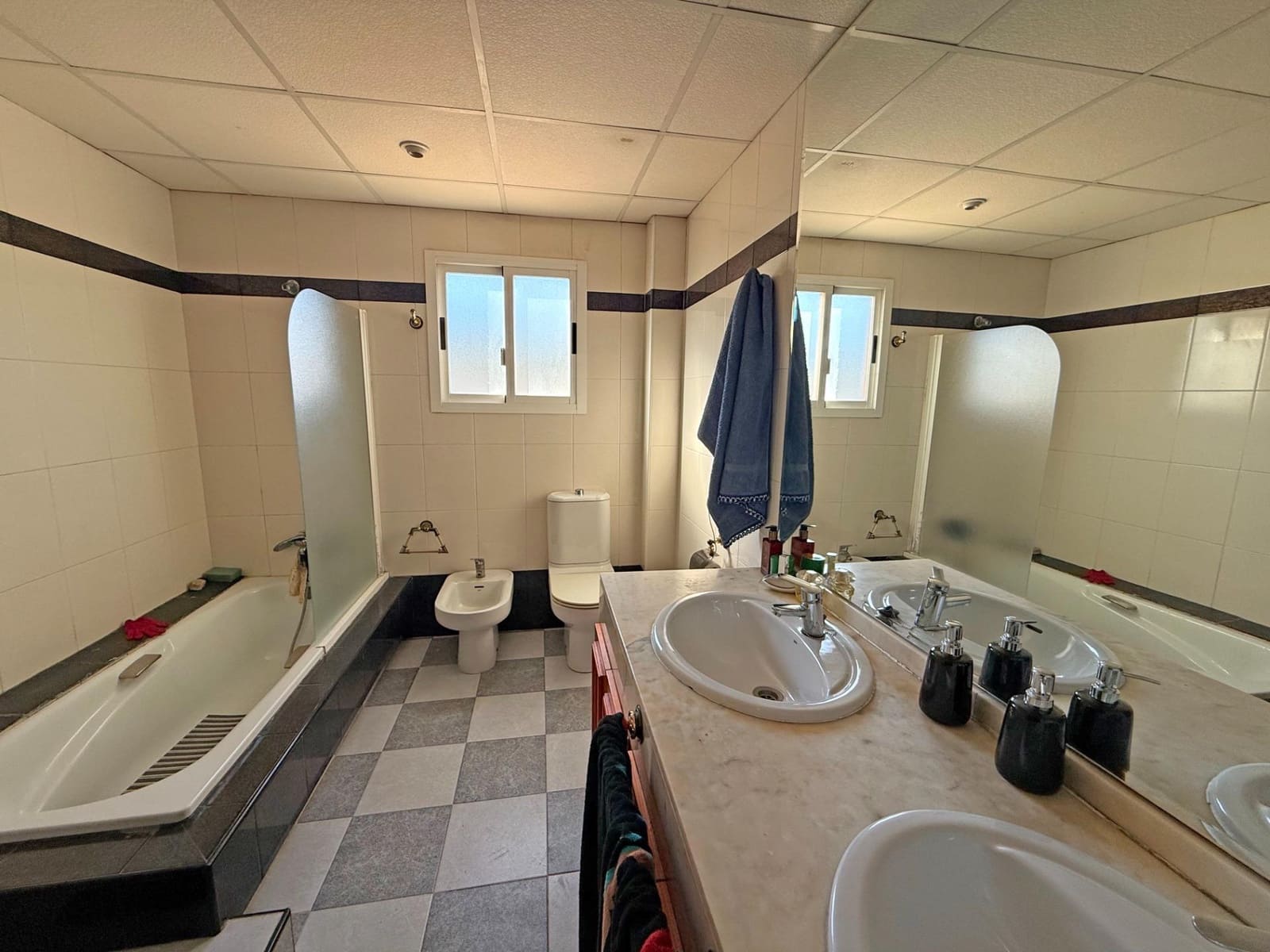 10 soverom Villa til salgs i Rebolledo med svømmebasseng garasje - € 860 000 (Ref: 9437138)