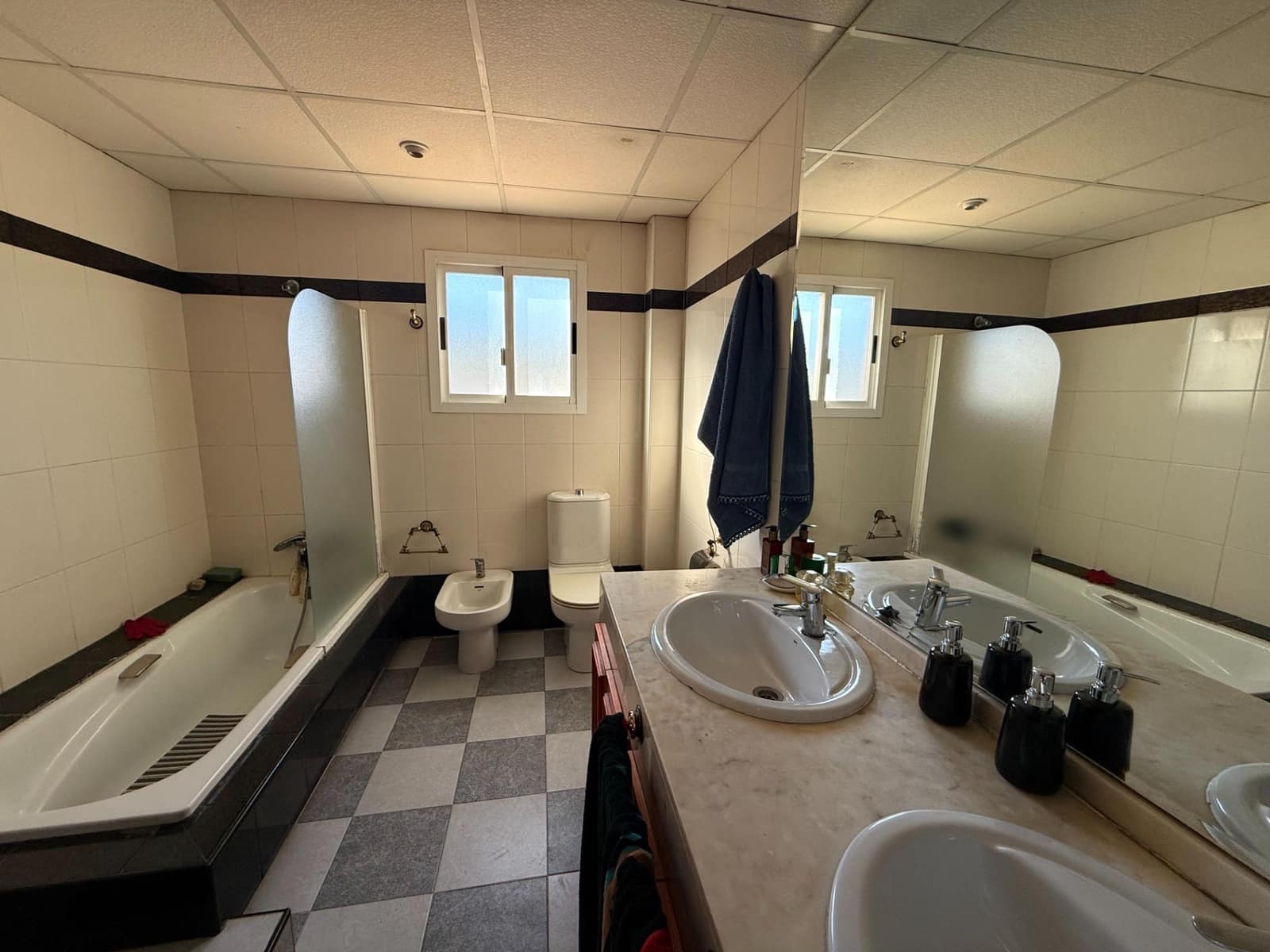 10 soverom Villa til salgs i Rebolledo med svømmebasseng garasje - € 860 000 (Ref: 9437138)