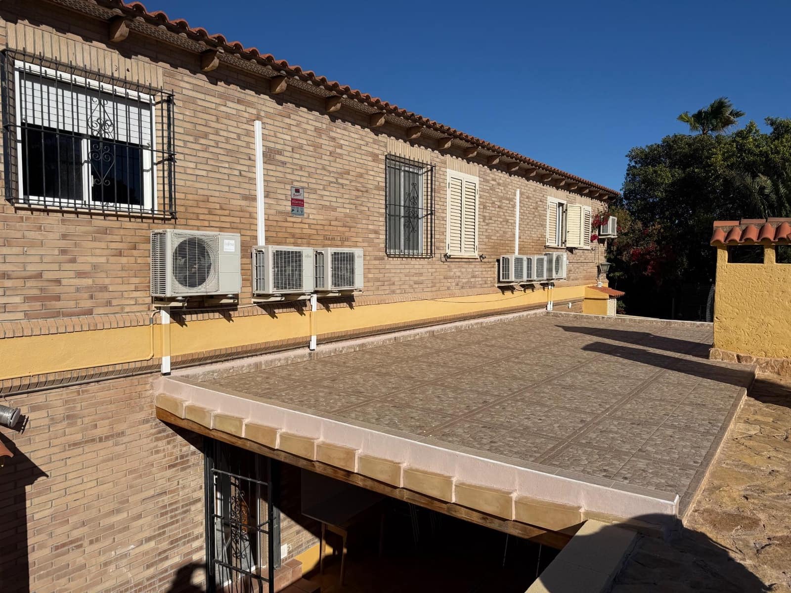 10 soverom Villa til salgs i Rebolledo med svømmebasseng garasje - € 860 000 (Ref: 9437138)