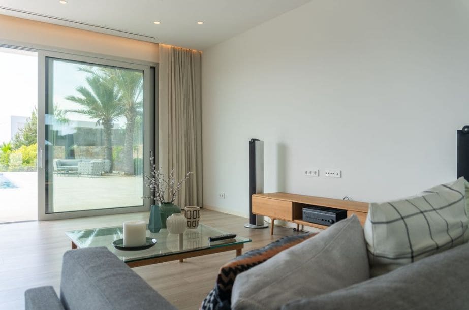 3 bedroom Villa for sale in Las Colinas Golf with pool - € 2,695,000 (Ref: 9446365)