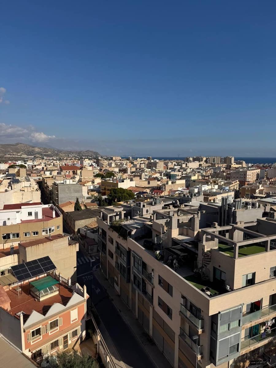 3 Zimmer Wohnung zu verkaufen in El Campello mit Garage - 275.000 € (Ref: 9456289)