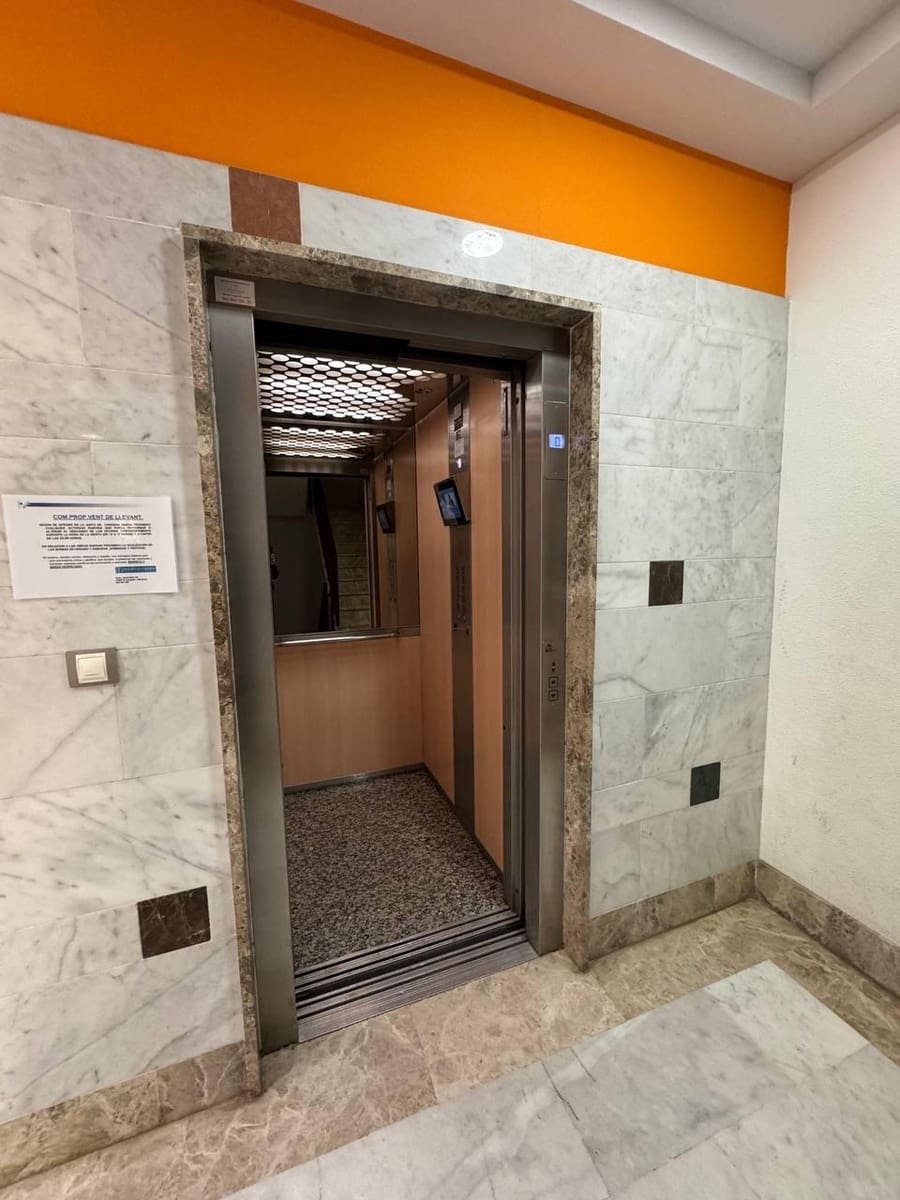 3 Zimmer Wohnung zu verkaufen in El Campello mit Garage - 275.000 € (Ref: 9456289)