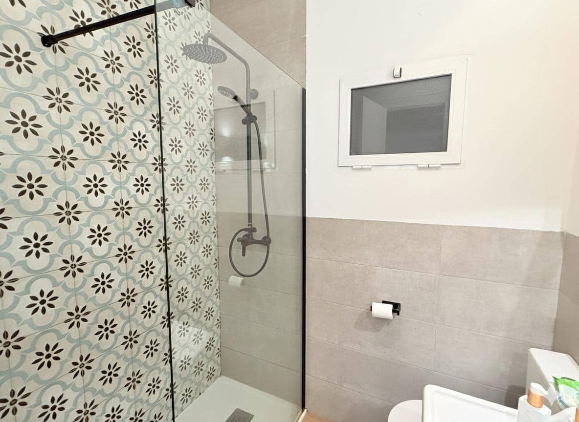 3 camera da letto Appartamento da affittare in Alicante citta - 1.600 € (Rif: 9465788)