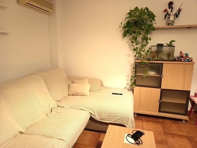 2 soveværelse Lejlighed til leje i Santo Domingo, Alicante by - € 850 (Ref: 9472987)