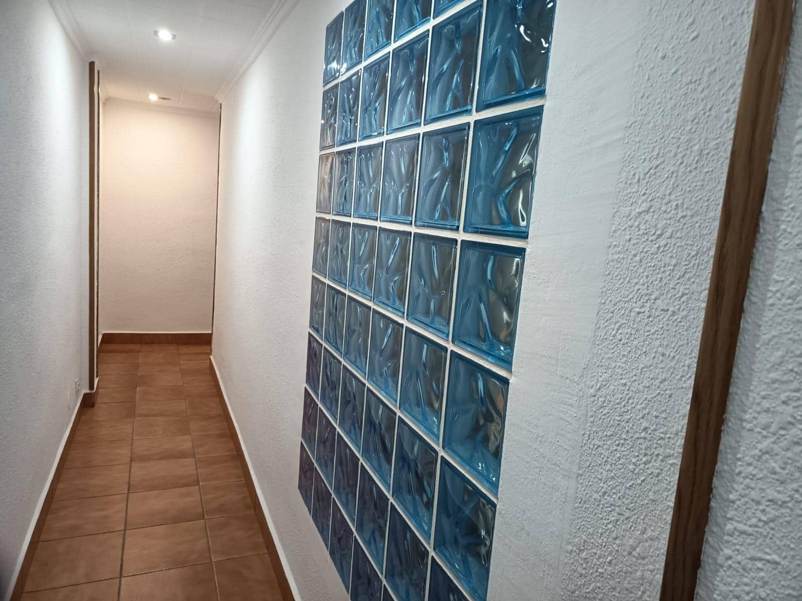 2 soveværelse Lejlighed til leje i Alicante by - € 850 (Ref: 9472987)