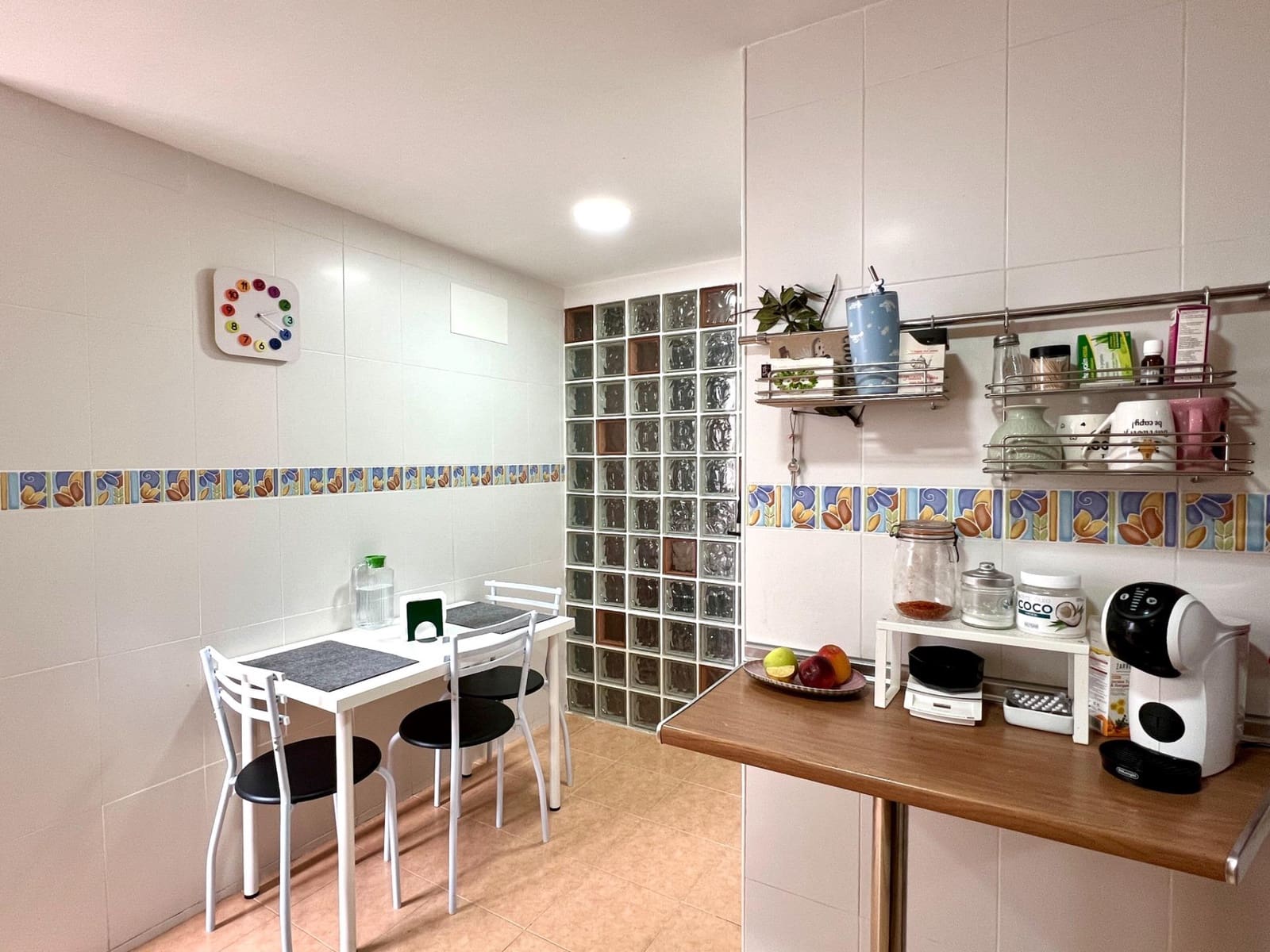 2 bedroom Flat for sale in Alicante / Alacant city - € 136,000 (Ref: 9474221)