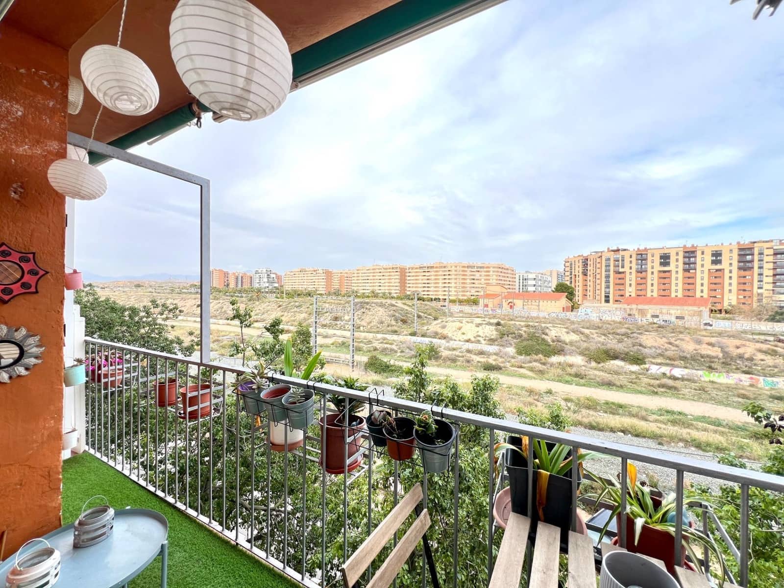 2 bedroom Flat for sale in Alicante / Alacant city - € 136,000 (Ref: 9474221)