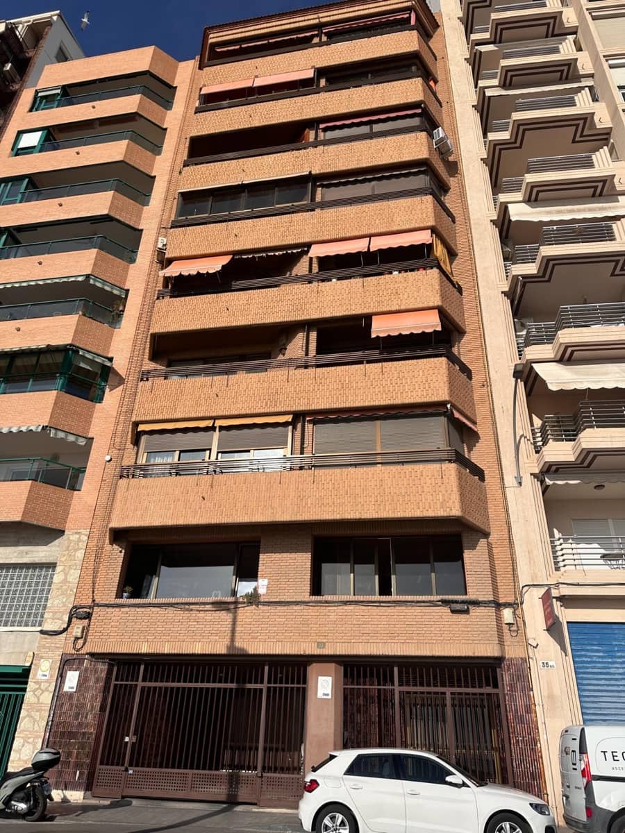 2 slaapkamer Flat te koop in Alicante stad - € 480.000 (Ref: 9474222)
