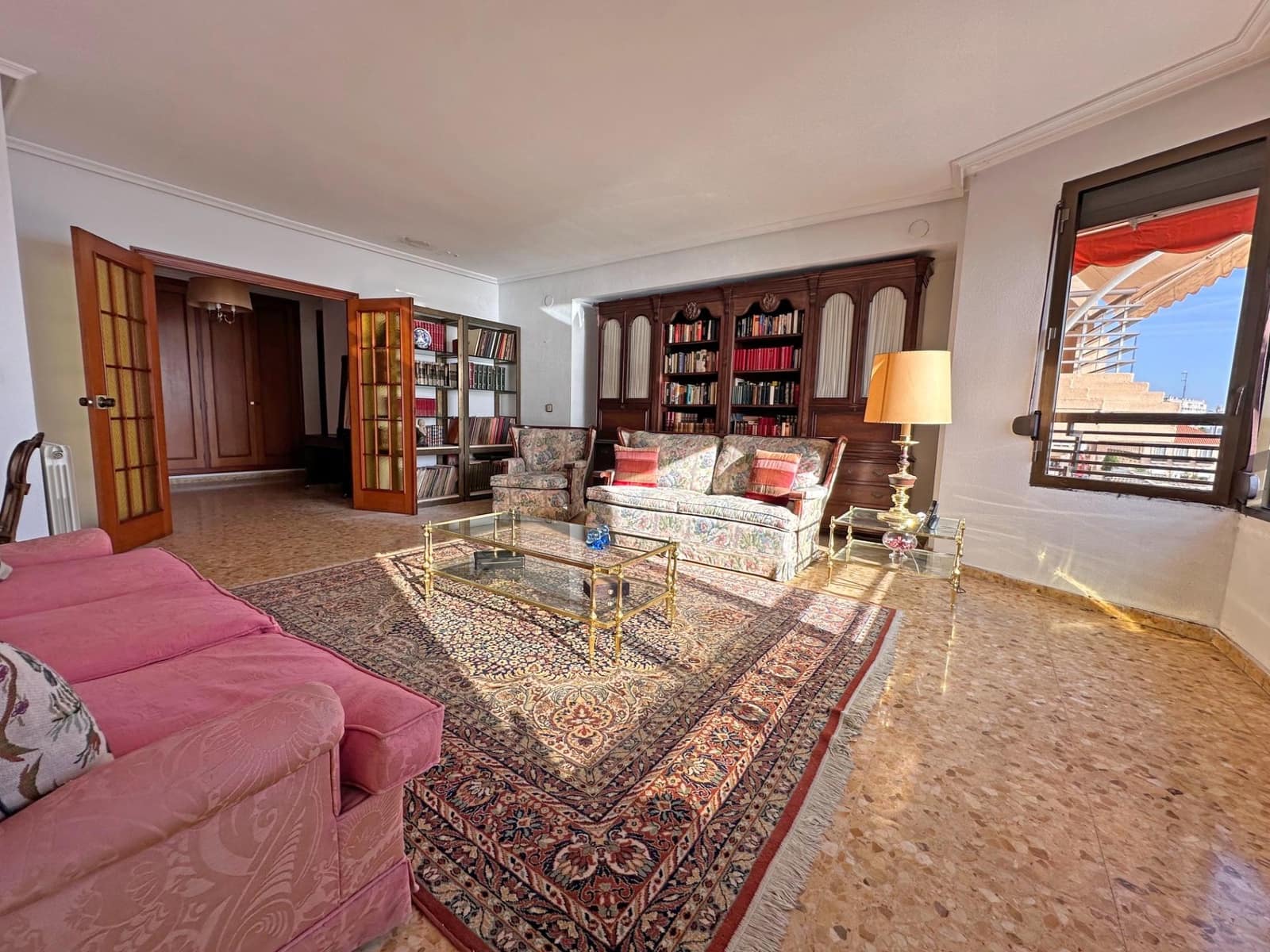 2 slaapkamer Flat te koop in Alicante stad - € 480.000 (Ref: 9474222)