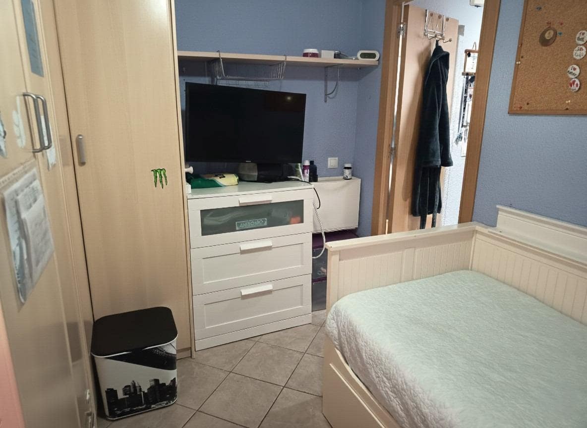 3 sypialnia Mieszkanie na sprzedaż w Miasto Alicante / Alacant - 130 000 € (Ref: 9474921)