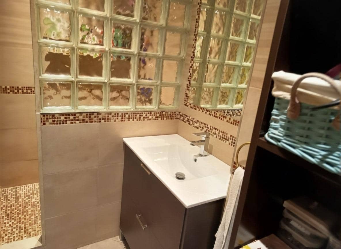 3 sypialnia Mieszkanie na sprzedaż w Miasto Alicante / Alacant - 130 000 € (Ref: 9474921)