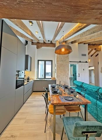 3 soveværelse Penthouse til leje i Mercado, Alicante by - € 2.900 (Ref: 9476122)