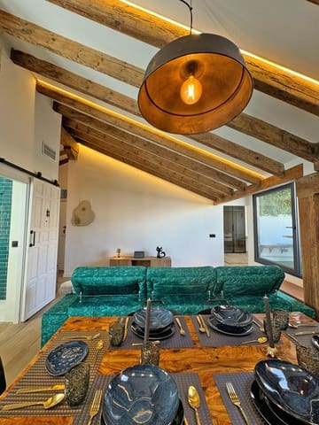 3 soveværelse Penthouse til leje i Mercado, Alicante by - € 2.900 (Ref: 9476122)