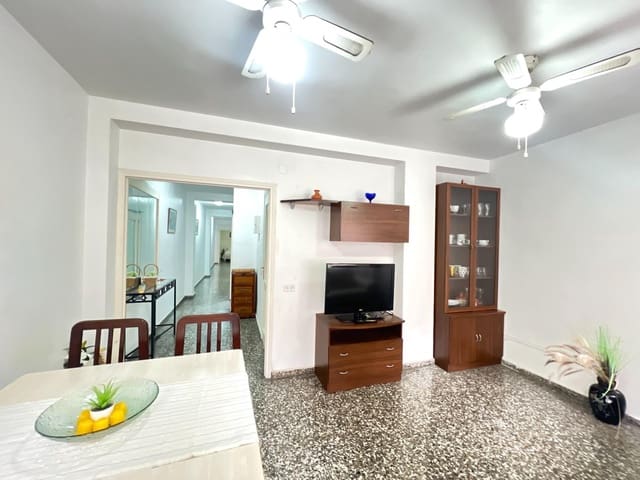 3 quarto Apartamento para venda em Benalúa, Alicante cidade - 180 000 € (Ref: 9535971)