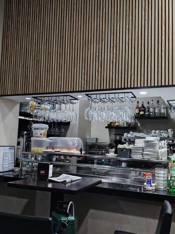 Erhverv til leje i Mercado, Alicante by - € 4.000 (Ref: 9555863)