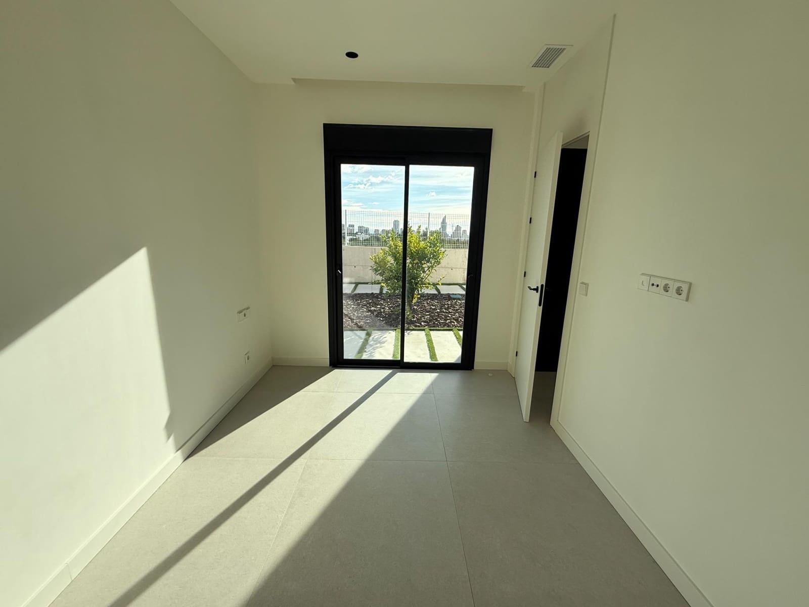 3 quarto Moradia para venda em Finestrat com piscina - 850 000 € (Ref: 9571214)