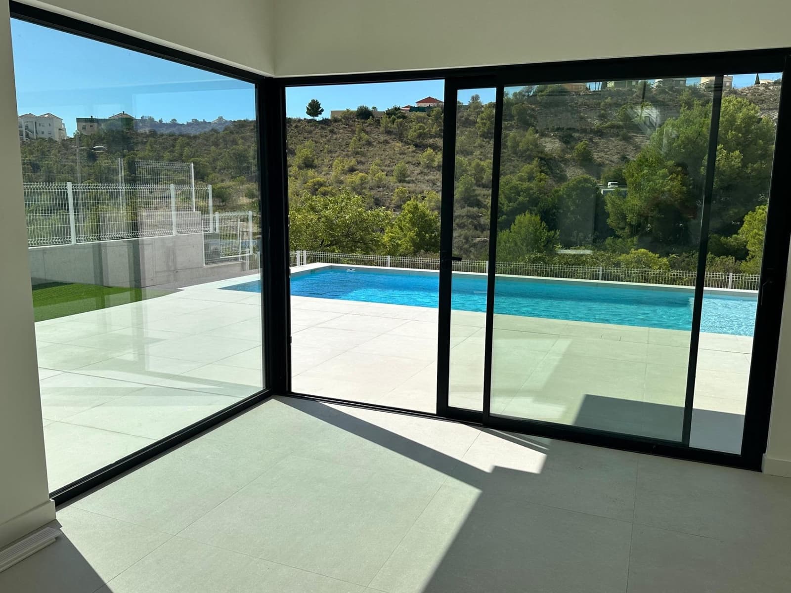 3 quarto Moradia para venda em Finestrat com piscina - 850 000 € (Ref: 9571214)