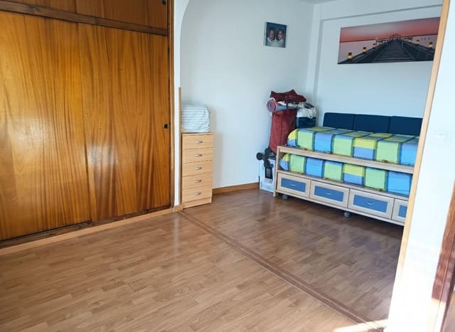 3 sovrum Lägenhet till salu i El Campello - 150 000 € (Ref: 9582978)