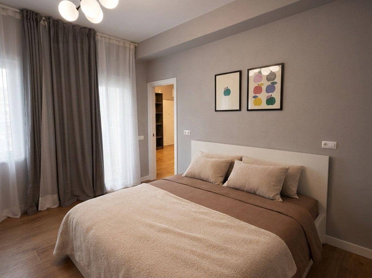 2 bedroom Flat for sale in Alicante / Alacant city - € 250,000 (Ref: 9608110)