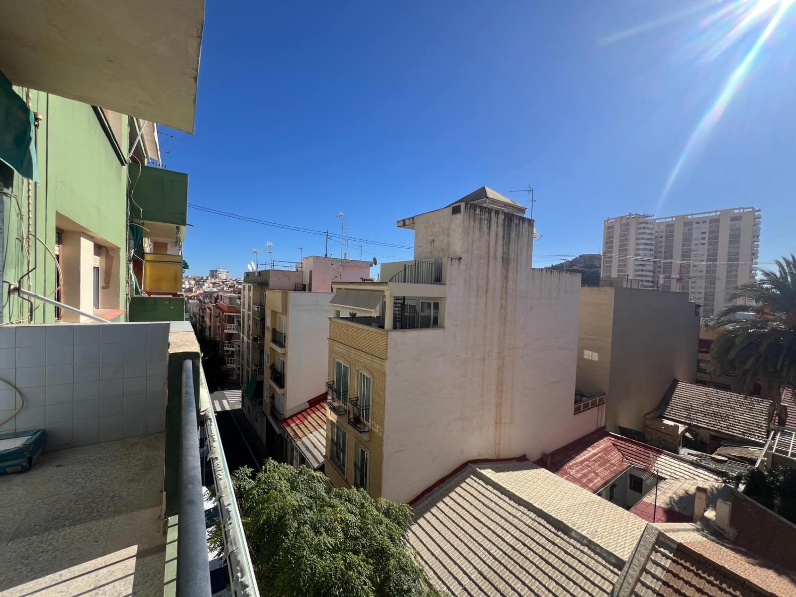 Piso de 4 habitaciones en Alicante / Alacant ciudad en venta - 178.000 € (Ref: 9611575)