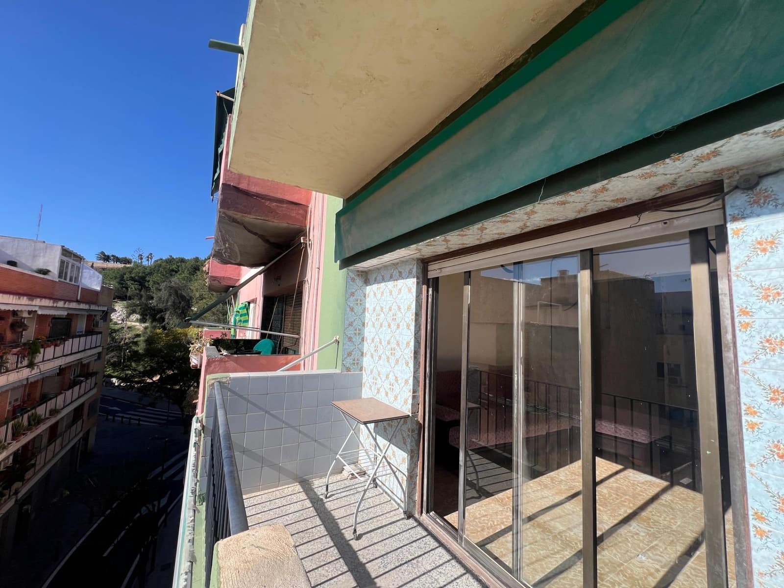 Piso de 4 habitaciones en Alicante / Alacant ciudad en venta - 178.000 € (Ref: 9611575)