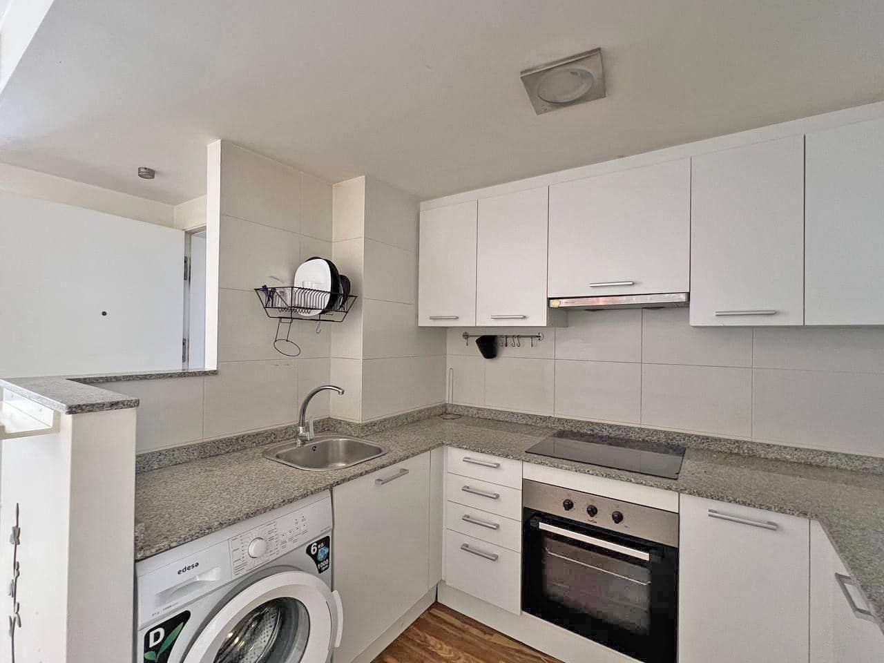 2 bedroom Flat for sale in Alicante / Alacant city - € 180,000 (Ref: 9619281)