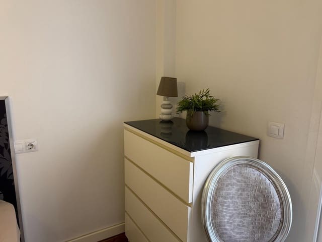 2 soveværelse Lejlighed til salg i Carolinas Bajas, Alicante by - € 180.000 (Ref: 9619281)