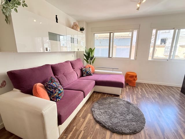 2 soveværelse Lejlighed til salg i Carolinas Bajas, Alicante by - € 180.000 (Ref: 9619281)