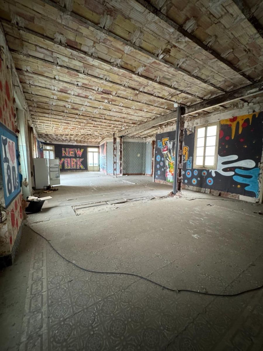 4 bedroom Penthouse for sale in Alicante / Alacant city - € 650,000 (Ref: 9648187)