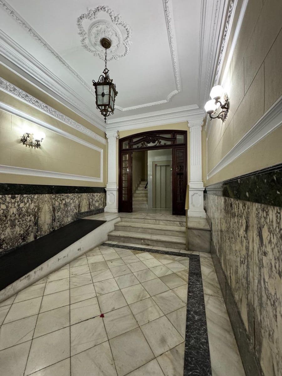 4 bedroom Penthouse for sale in Alicante / Alacant city - € 650,000 (Ref: 9648187)