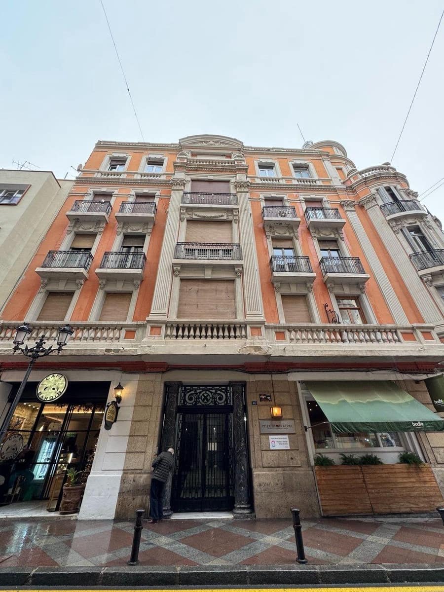 4 bedroom Penthouse for sale in Alicante / Alacant city - € 650,000 (Ref: 9648187)