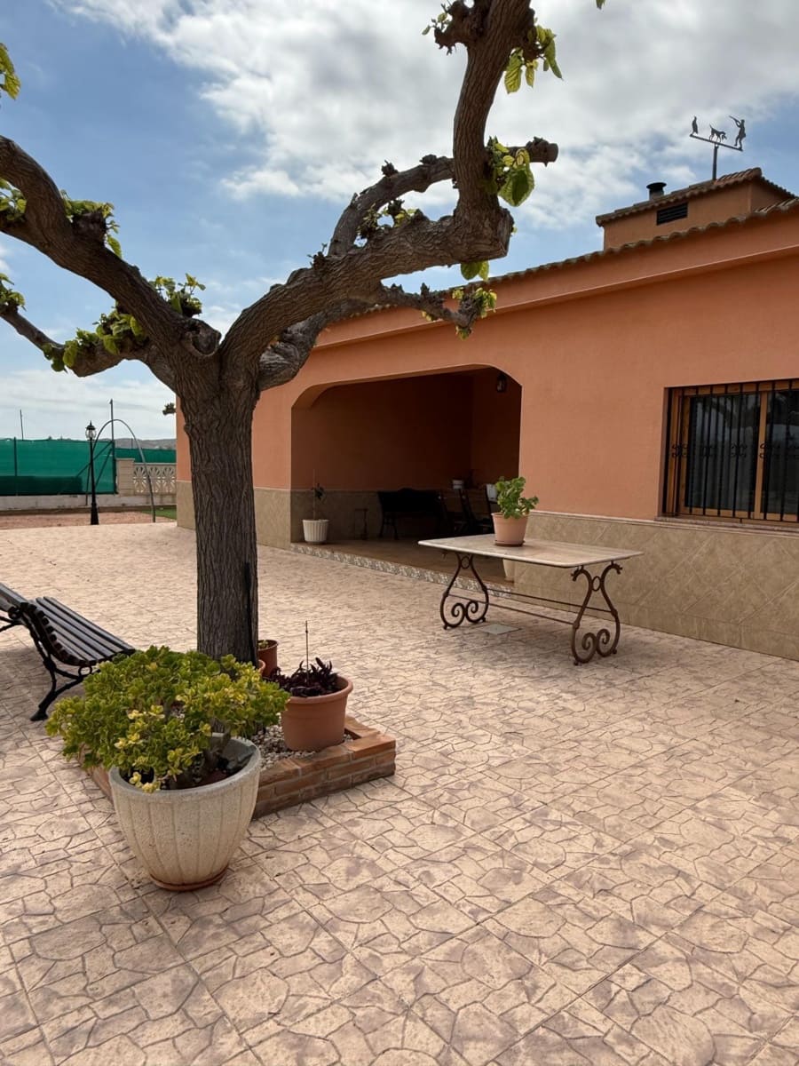 5 Zimmer Finca/Landgut zu verkaufen in Novelda mit Pool Garage - 529.000 € (Ref: 9745291)