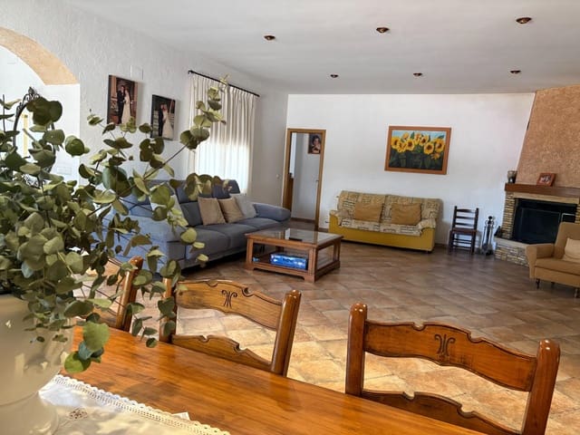 Finca/Casa Rural de 5 habitaciones en Novelda en venta con piscina garaje - 529.000 € (Ref: 9745291)