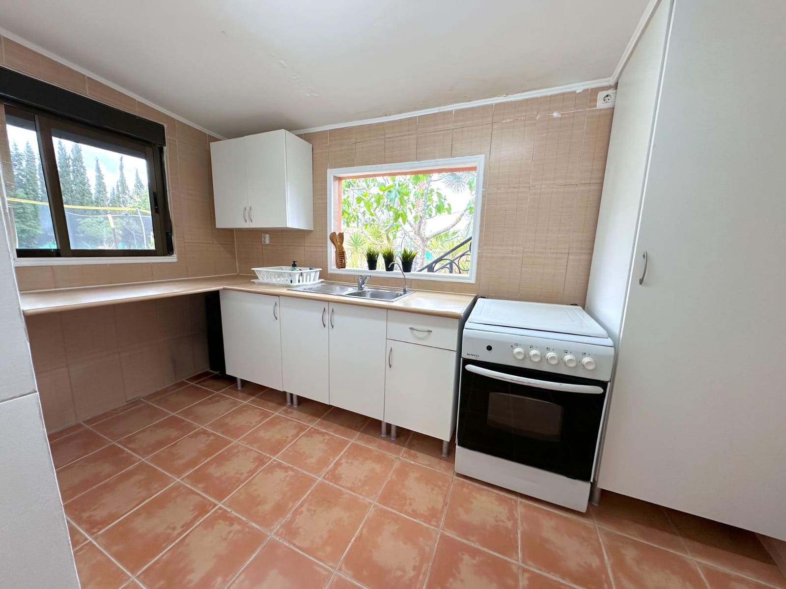 5 Zimmer Villa zu verkaufen in Catral mit Pool - 975.000 € (Ref: 9745292)