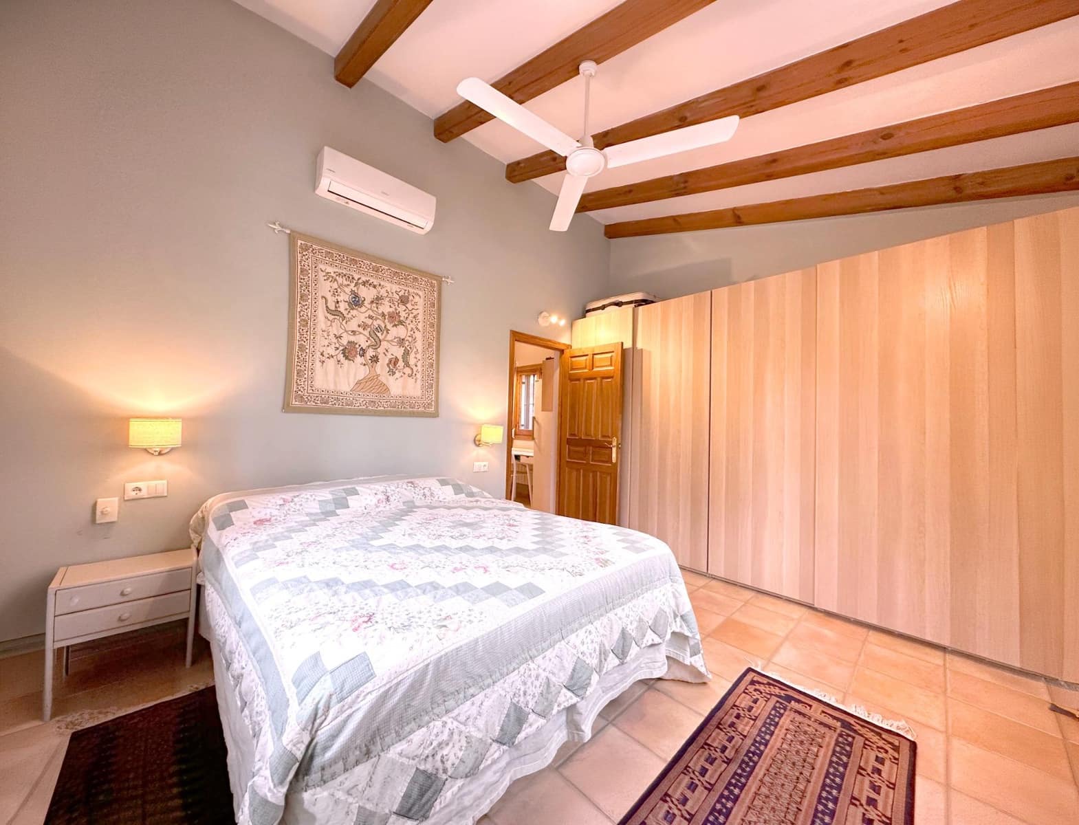 5 Zimmer Villa zu verkaufen in Catral mit Pool - 975.000 € (Ref: 9745292)