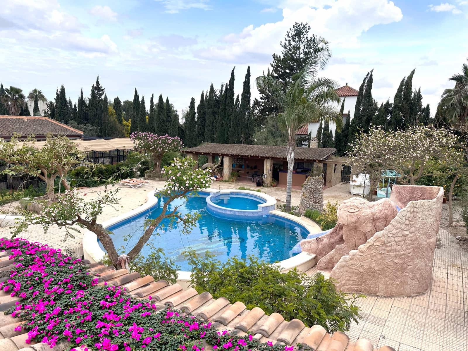 5 Zimmer Villa zu verkaufen in Catral mit Pool - 975.000 € (Ref: 9745292)
